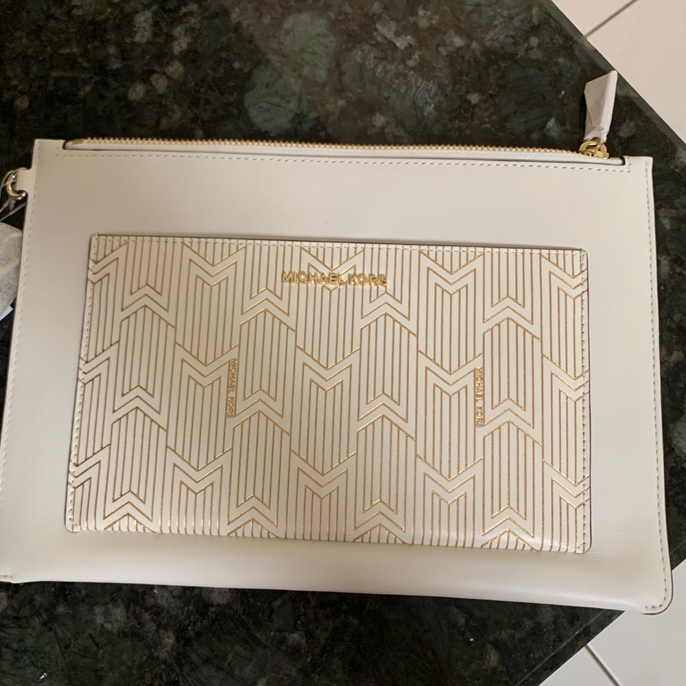 MICHAEL Michael Kors Pocket ZIP Wristlet